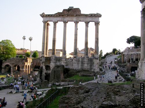 Занесенный глиной Римский Форум sibved