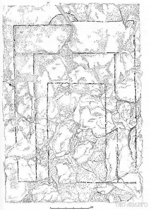 Глиняная плита с расчетным чертежом XII в. Старая Рязань