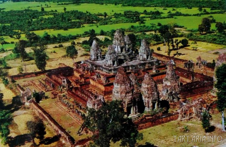Рис. 14. Восточный Мебон, комплекс Ангкор.