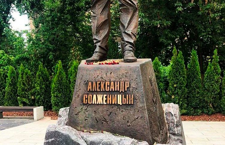 В первом круге - В первом круге -